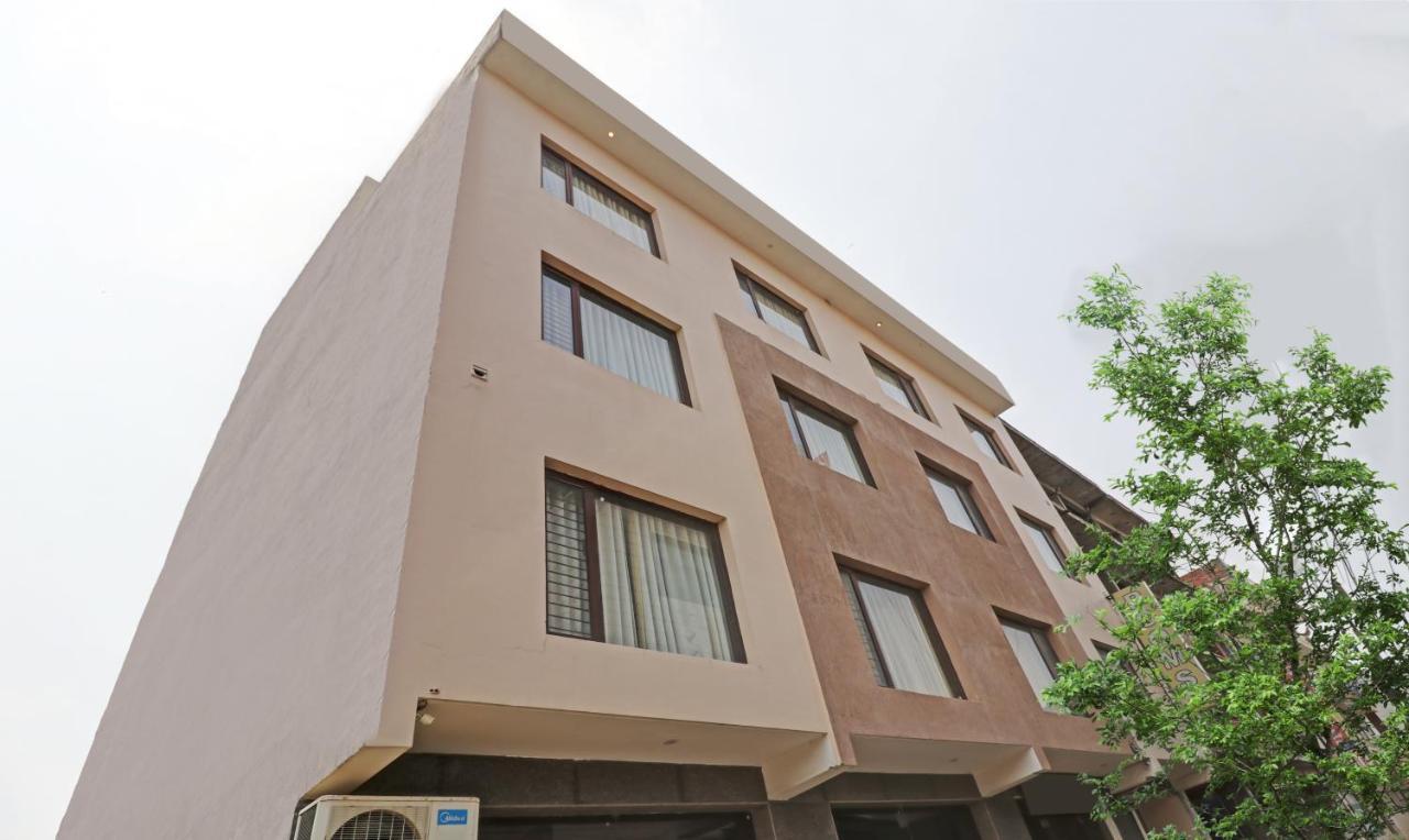 Treebo Magnum Chandigarh Kharar Eksteriør bilde